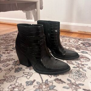 Madden girl black faux leather cowboy booties
